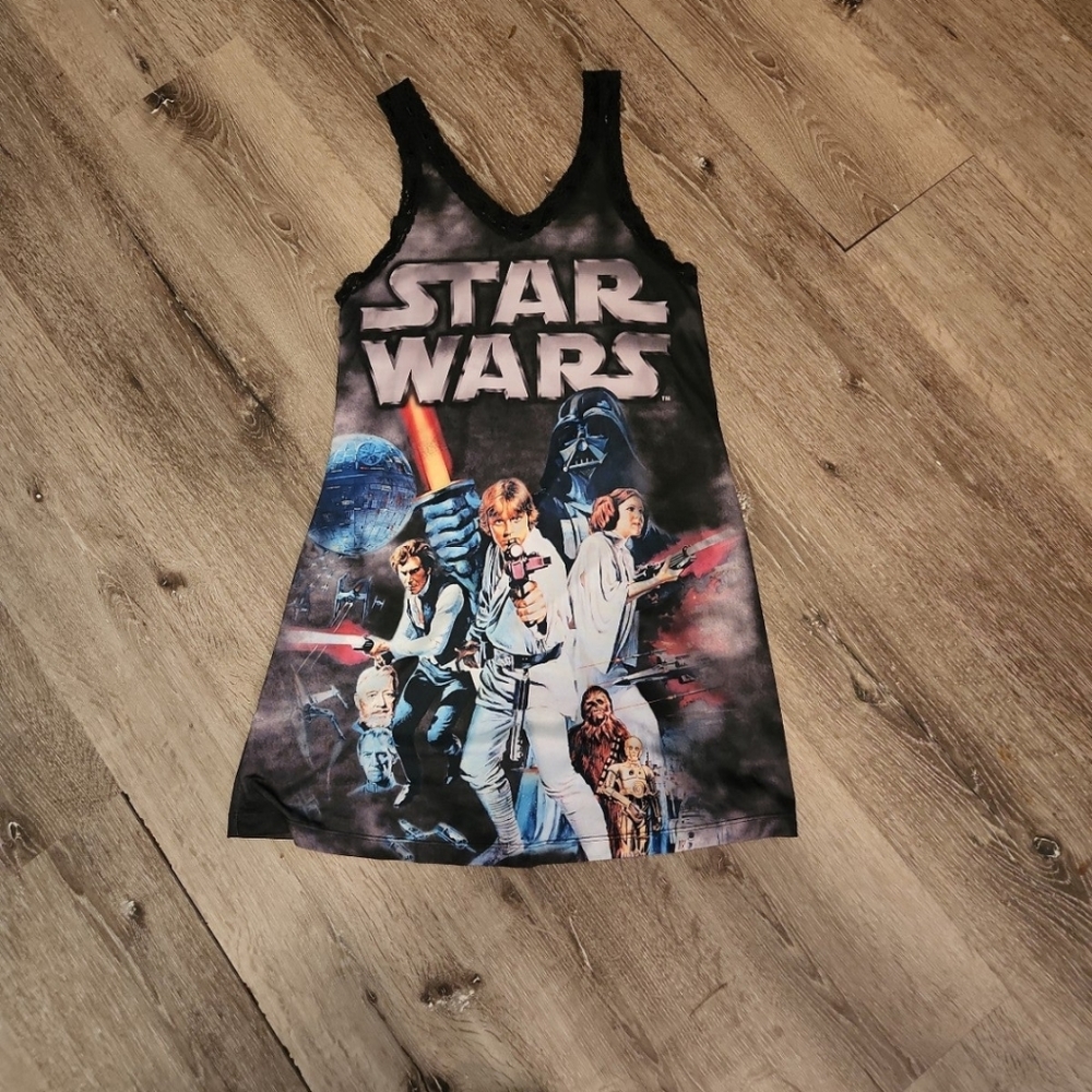 Womens star wars night gown size small